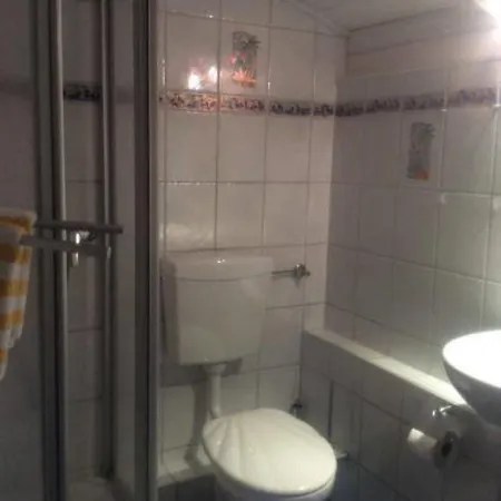 Haus Am Heubach بيت ضيافة